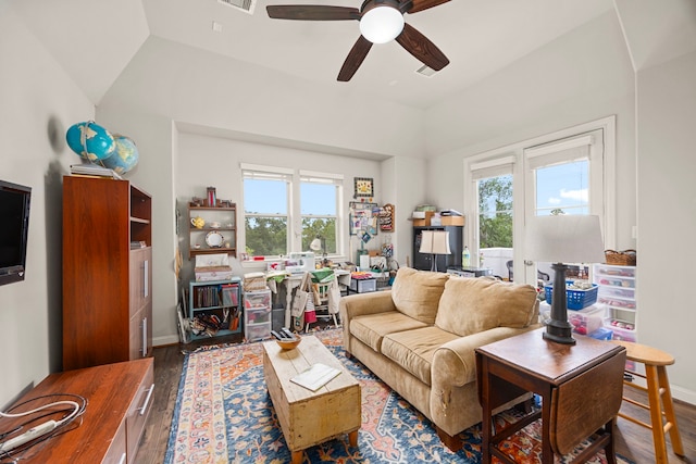 1616 Wrenwood Lks, Houston, TX 77043 - living area featuring plenty of natural light, vaulted ceiling, wood finished floors, and ceiling fan