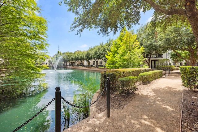 1616 Wrenwood Lks, Houston, TX 77043 - water view