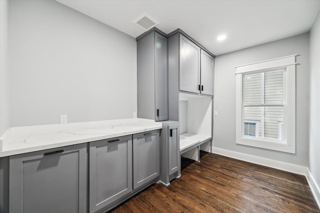 1819 Oxford St, Houston, TX 77008 - interior space with dark wood-style floors and recessed lighting
