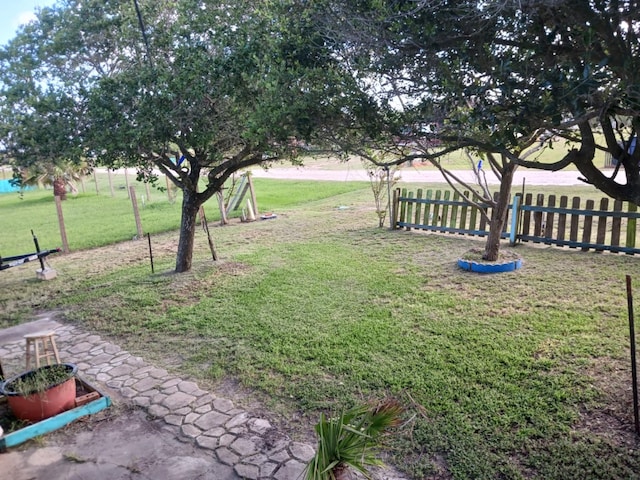 127 Oarfish Dr, Palacios, TX 77465