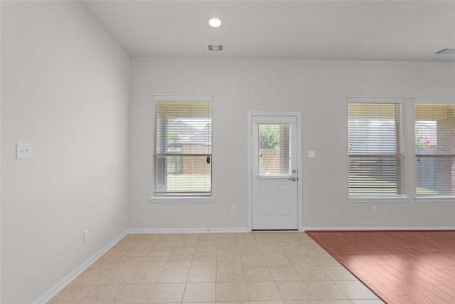 13406 Georgia Hollow Ct, Rosharon, TX 77583 - foyer with baseboards