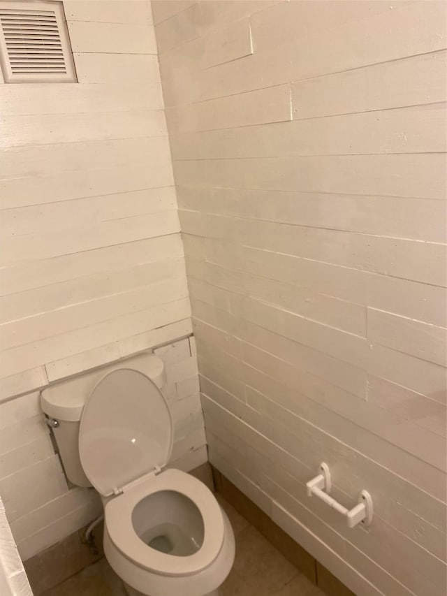 9350 Country Creek Dr Unit 1, Houston, TX 77036 - bathroom featuring toilet