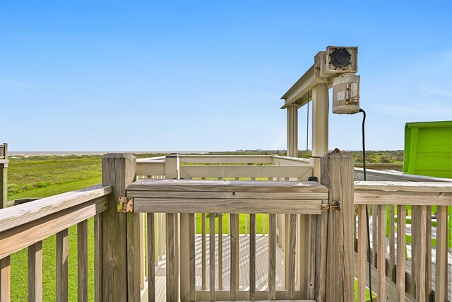 839 S Monkhouse Dr, Crystal Beach, TX 77650 - view of deck