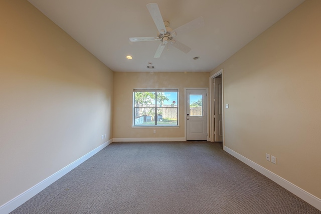 1205 Sampson St, Houston, TX 77003 - carpeted spare room featuring a ceiling fan and recessed lighting