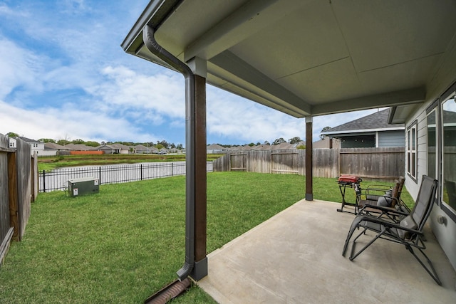 1110 Bending Trail Dr, Tomball, TX 77375 - view of yard featuring a patio, a water view, and a residential view