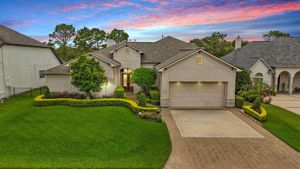 4415 Champions Ct, League City, TX 77573 - photo 1