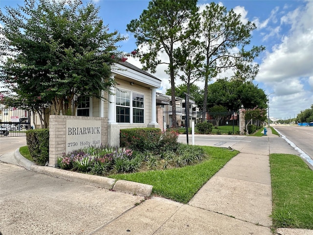 2750 Holly Hall St Unit 1215, Houston, TX 77054 - view of community / neighborhood sign