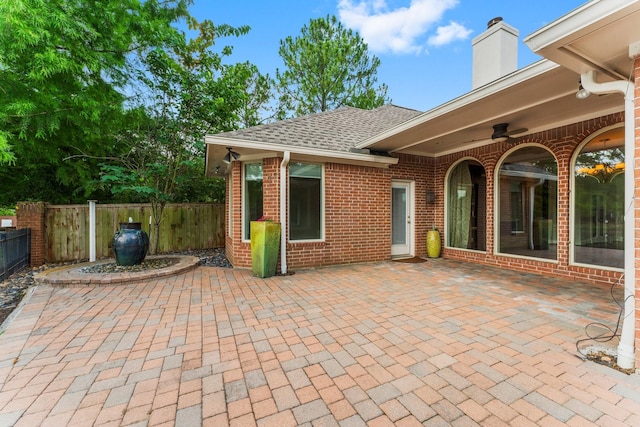 44 Vinebrook Rd, The Woodlands, TX 77380 - view of patio featuring a ceiling fan