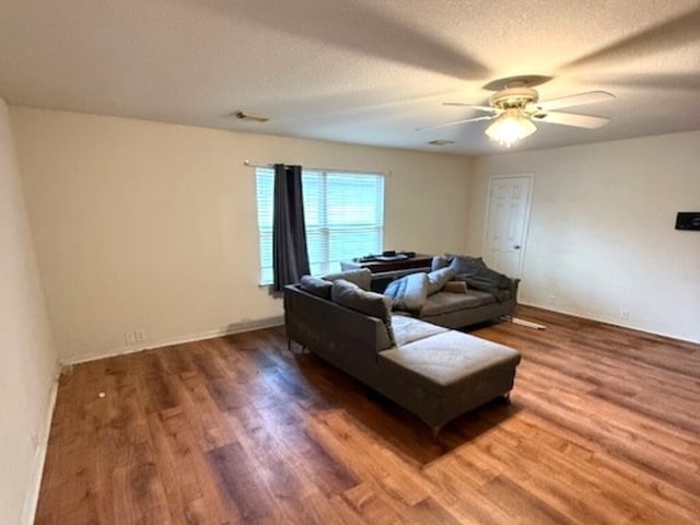 11810 Skydale Dr, Tomball, TX 77375 - photo 3
