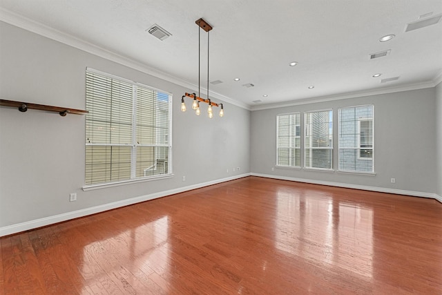 1646 W 13th St, Houston, TX 77008 - unfurnished room featuring baseboards, crown molding, wood finished floors, and recessed lighting