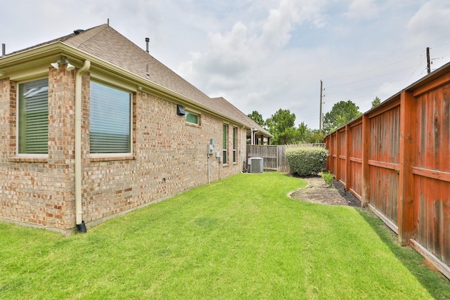 8823 Leaning Hollow Ln, Spring, TX 77379 - view of yard with central air condition unit