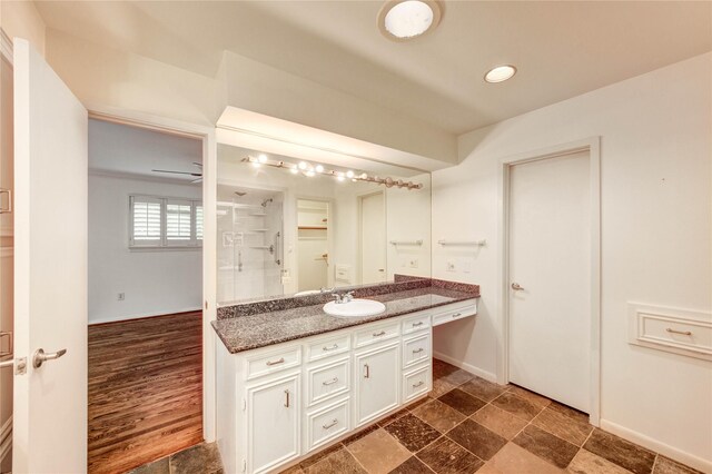310 E Fair Harbor Ln, Houston, TX 77079 - photo 25