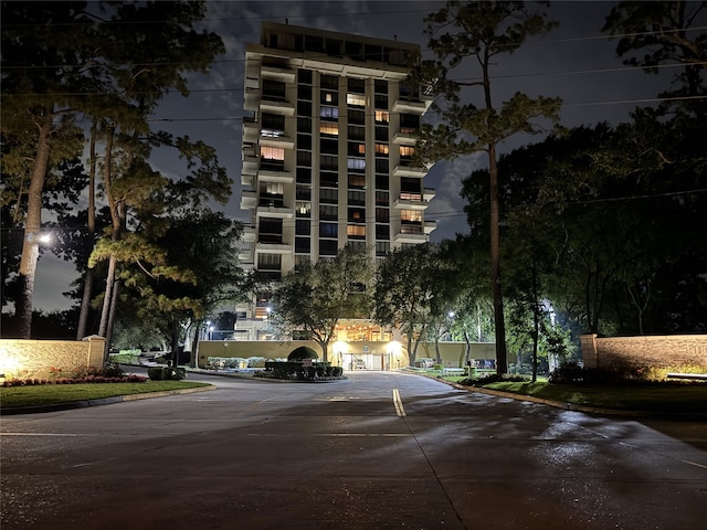 14655 Champion Forest Dr Unit 403, Houston, TX 77069 - photo 24