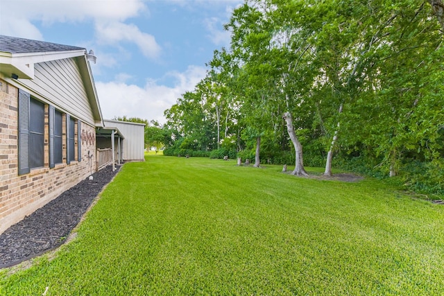 120311/2 N L St, La Porte, TX 77571 - view of green lawn