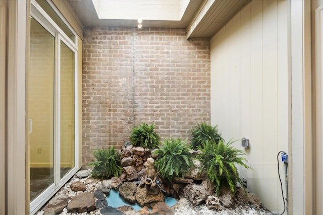 8 Woodstone St, Houston, TX 77024 - exterior view of brick wall
