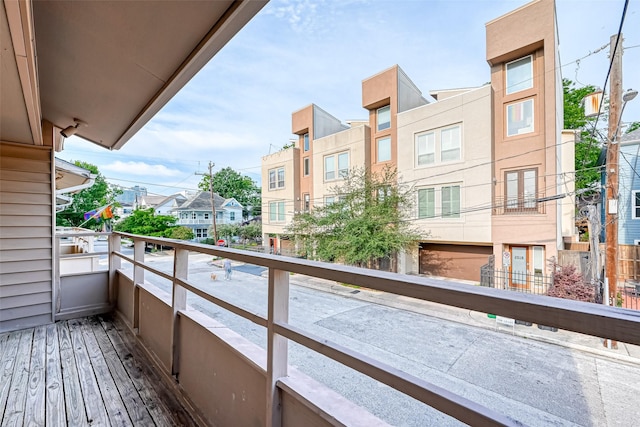 2011 Converse St, Houston, TX 77006 - balcony featuring a residential view