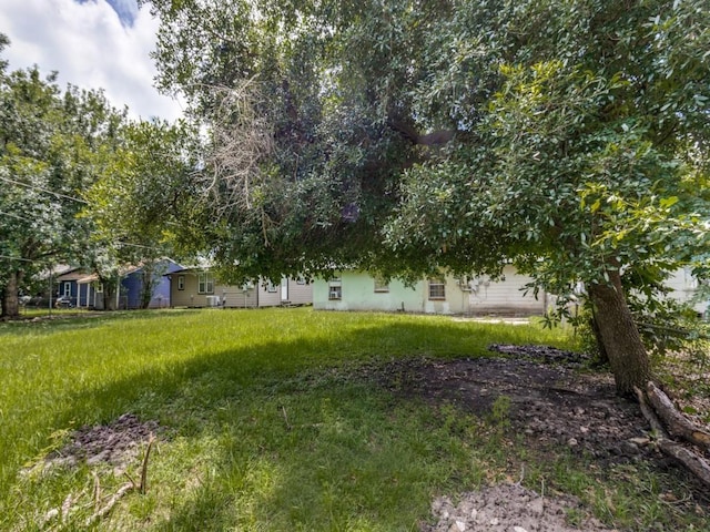 809 S Morgan St, Angleton, TX 77515 - photo 22