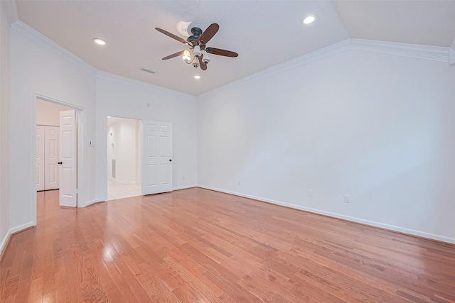 26 Skyland Pl, The Woodlands, TX 77381 - unfurnished bedroom with ornamental molding, light wood-style flooring, recessed lighting, and ceiling fan