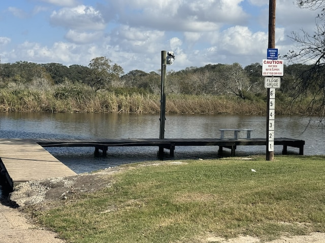 163 Osprey St, Palacios, TX 77465