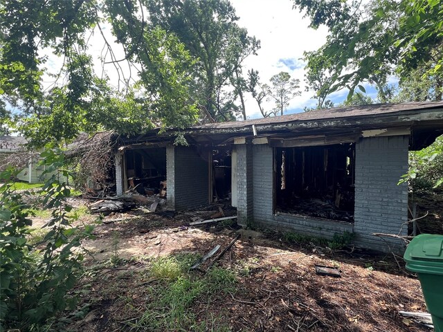 4728 Fitch St, Houston, TX 77016 - back of house with brick siding