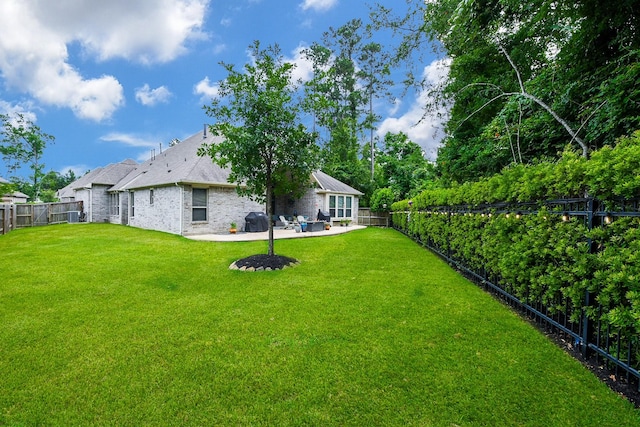 13326 Hartford Bay Trl, Cypress, TX 77429 - fenced backyard featuring a patio area