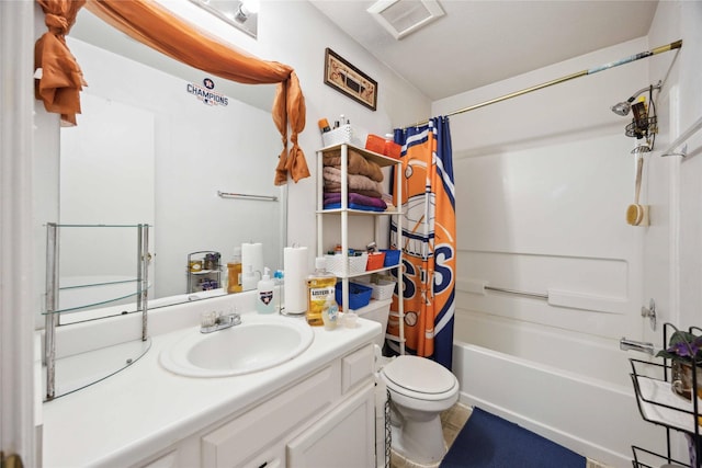8202 Caddo Rd, Houston, TX 77078 - bathroom with vanity, shower / bath combo with shower curtain, and tile patterned floors