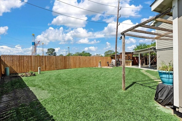 8307 Parasol Ln, Houston, TX 77064 - view of yard