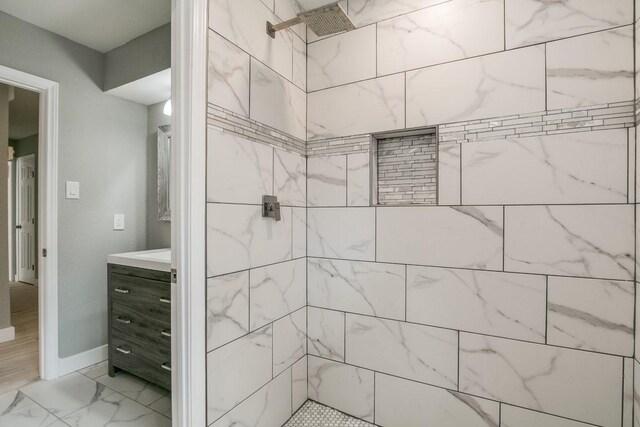 10827 Tupper Lake Dr, Houston, TX 77042 - photo 22