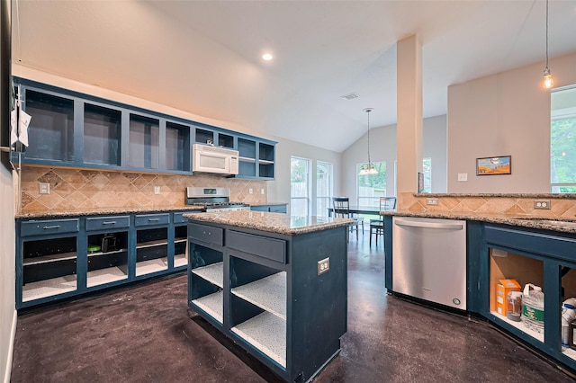 210 N Wimberly Way, Conroe, TX 77385 - photo 14
