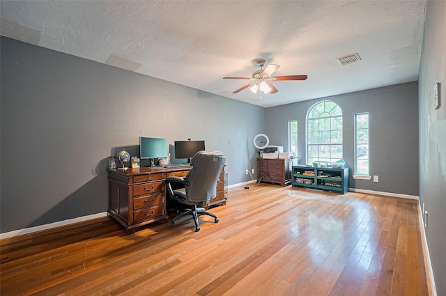 210 N Wimberly Way, Conroe, TX 77385 - photo 17