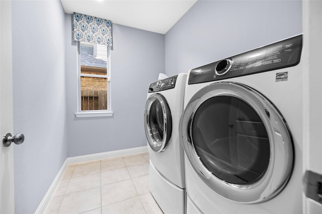 3507 Canyon Branch Ln, Fulshear, TX 77441 - laundry area with independent washer and dryer, baseboards, and light tile patterned flooring