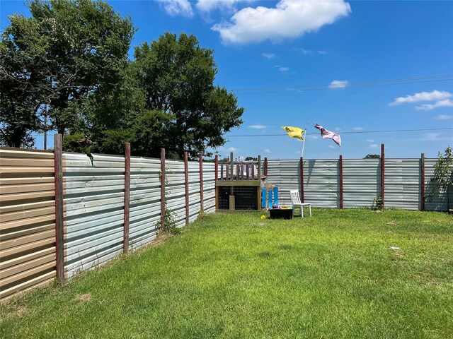 2406 W US Highway 79, Buffalo, TX 75831 - view of yard