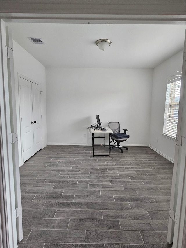 7927 Chukka Dr, Fulshear, TX 77441 - sitting room featuring dark wood finished floors