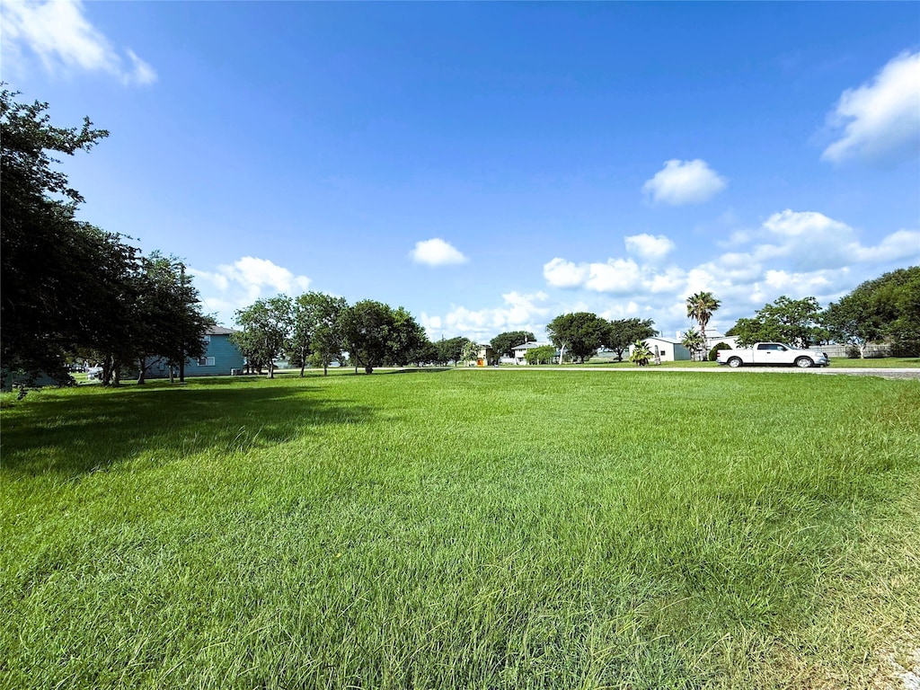 00 Swallow Ct, Palacios, TX 77465