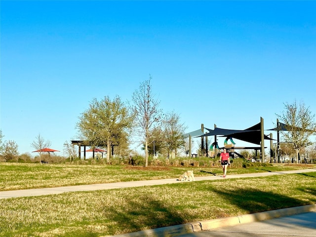 23106 Tindarey Falls Ln, Katy, TX 77493 - view of home's community with a yard