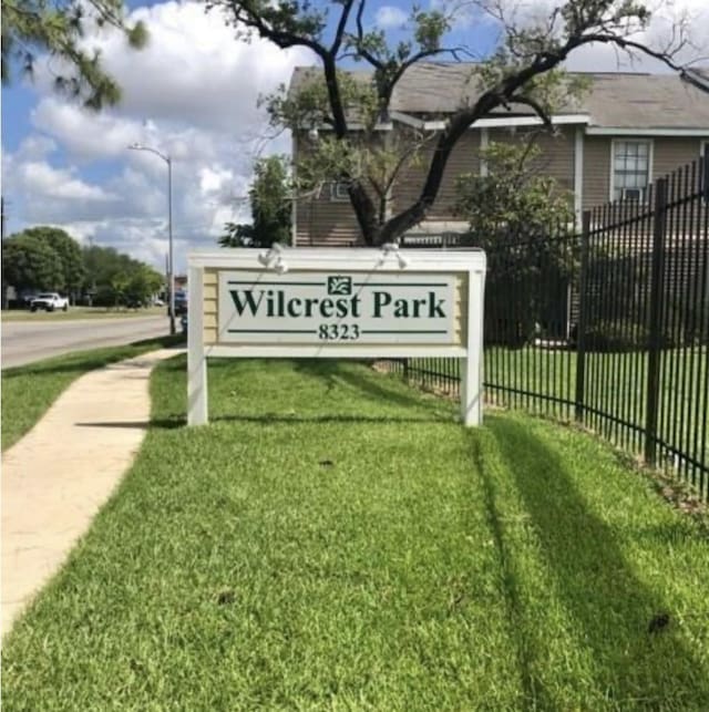 8405 Wilcrest Dr Unit 2010, Houston, TX 77072 - view of community sign