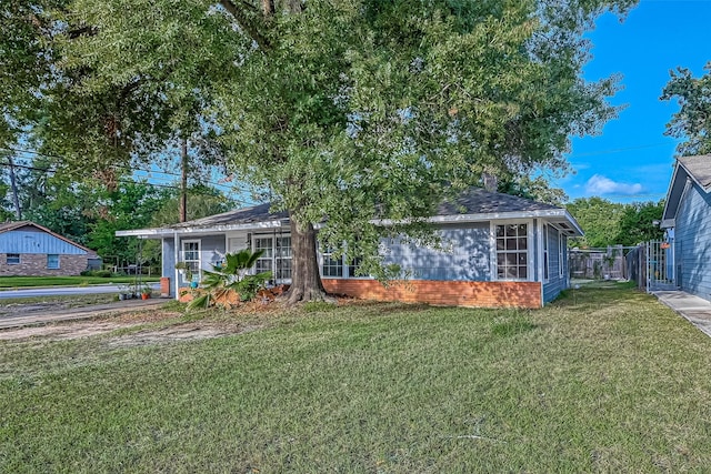 10434 Envoy St, Houston, TX 77016 - view of front facade