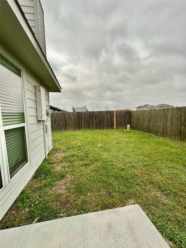 5642 Park Village Dr, Houston, TX 77048 - view of yard