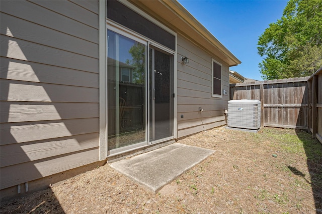 16012 Summerville Lake Dr, Tomball, TX 77377 - photo 32