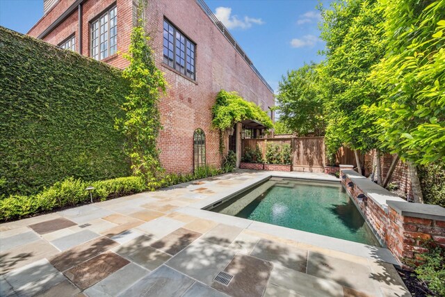 808 Coronado St, Houston, TX 77009 - view of pool featuring a fenced backyard and a patio area