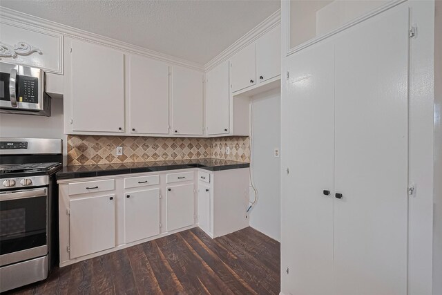 8045 Ridgeview Dr, Houston, TX 77055 - photo 14