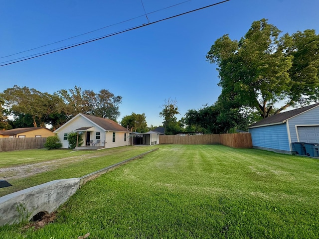 11837 13th St, Santa Fe, TX 77510 - view of yard