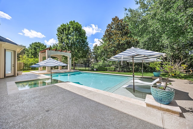 24914 Misty Heath Ln, Katy, TX 77494 - view of swimming pool featuring a patio area and a fenced backyard