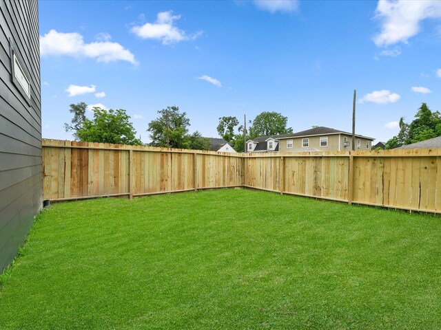 1266-1264 Finnigan St, Houston, TX 77020 - view of yard
