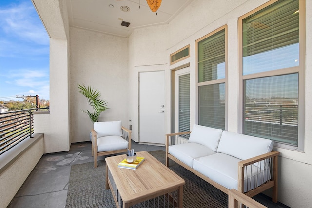 5421 Larkin St, Houston, TX 77007 - balcony featuring an outdoor living space