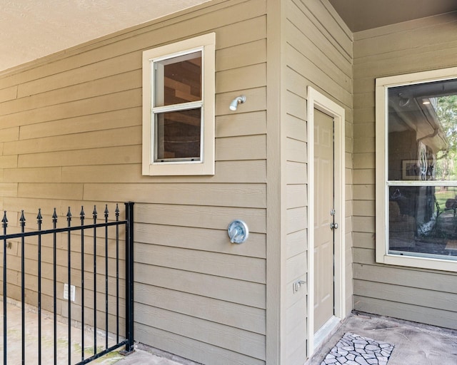28622 Champions Dr, Magnolia, TX 77355 - doorway to property
