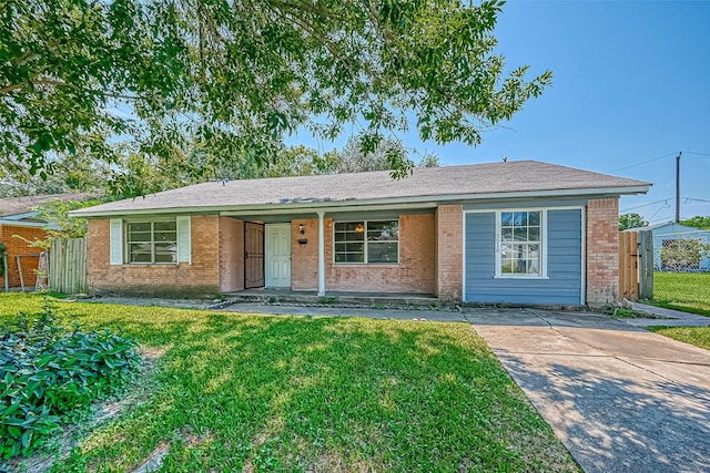 3918 Tavenor Ln, Houston, TX 77047 - single story home featuring covered porch and brick siding