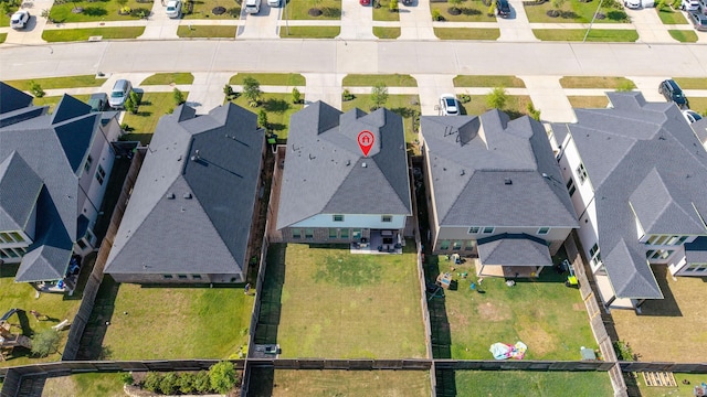 31419 Beacon Cove Trl, Fulshear, TX 77441 - photo 6
