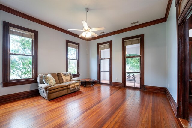315 Walnut St, New Ulm, TX 78950 - photo 13