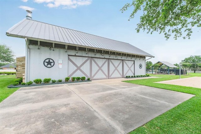 2627 Old River Ln, Richmond, TX 77406 - view of detached garage